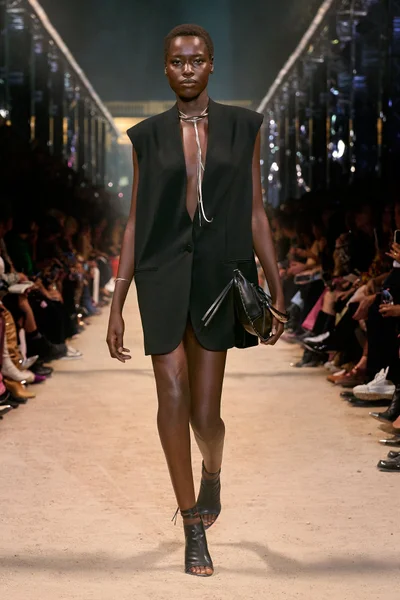 Look 42